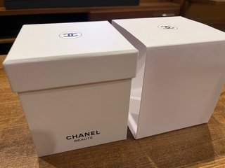 Bola de Navidad Chanel N°5