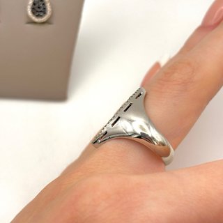 Anillo y Pendientes de oro 18kt diamantes negros