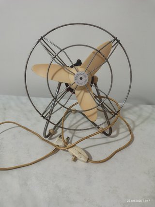 Mini ventilatore da tavolo Termozeta anni 60
