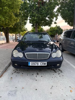 Mercedes-Benz Clase C 2004