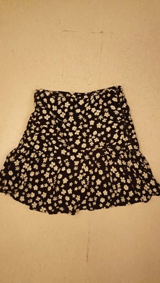 Falda pantalón corta con flores