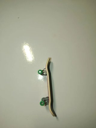 Mini Skate Hot Wheels