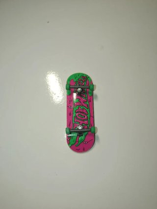 Mini Skate Hot Wheels