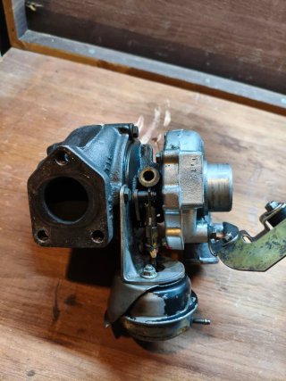 Turbo para BMW E46 136cv