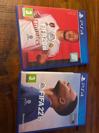 FIFA 20 e FIFA 22 PS4