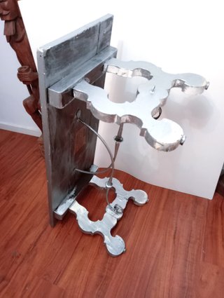 Mesa centro estilo Castellano madera y metal
