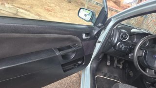 OPORTUNIDAD: Ford Fiesta  VA GENIAL ULTIMA SEM