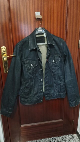 CHAQUETA VAQUERA LEVI'S NEGRA