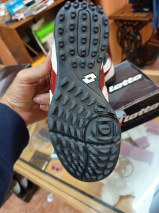 Botas de fútbol sala Lotto Talla 27