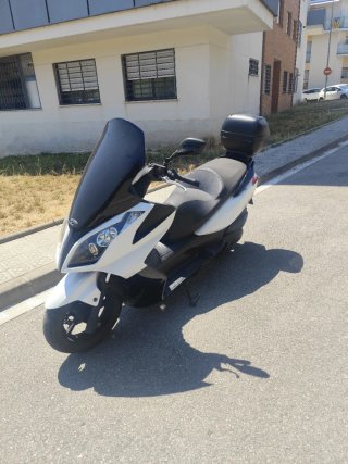 Kymco Superdink 125cc Blanca
