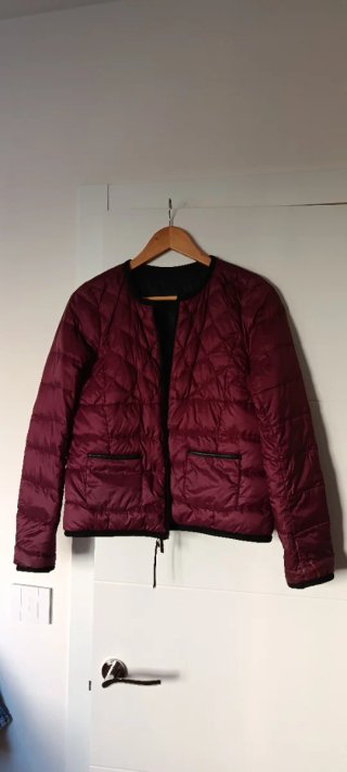 Chaqueta de plumas reversible mujer, negra+granate