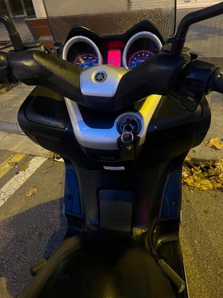 Yamaha XMAX 250 Scooter 2011