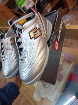 Botas de fútbol sala Lotto Talla 31