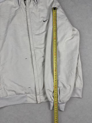 Chaqueta Corta vientos Nike Gris Talla L