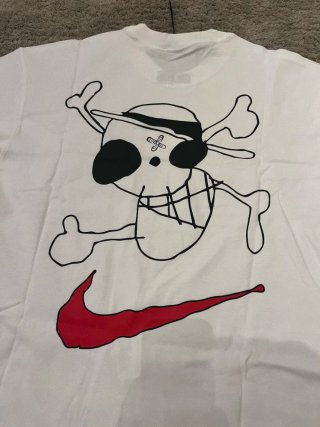 Camiseta Nike x One Piece Talla M Nueva