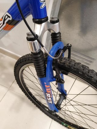 Bicicleta Orbea Team Azul y Naranja