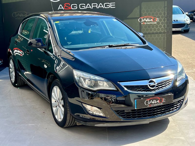 Opel Astra 1.7 CDTI Cosmo 2011