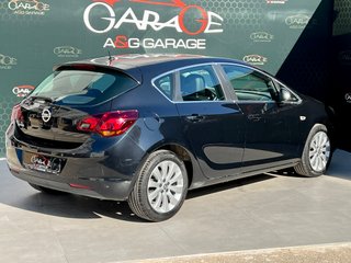 Opel Astra 2011 190.000km!