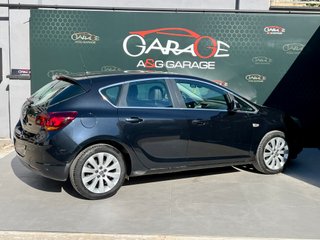 Opel Astra 2011 190.000km!