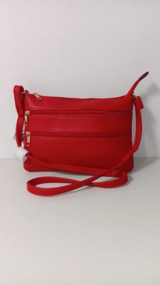 Bolso rojo de mujer