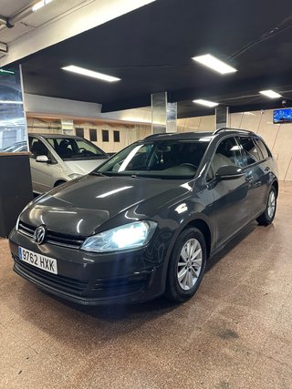Volkswagen Golf Variant 2014.