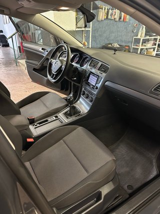 Volkswagen Golf Variant 2014.
