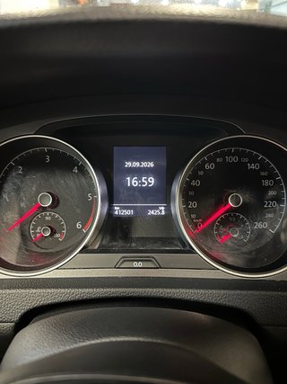 Volkswagen Golf Variant 2014.