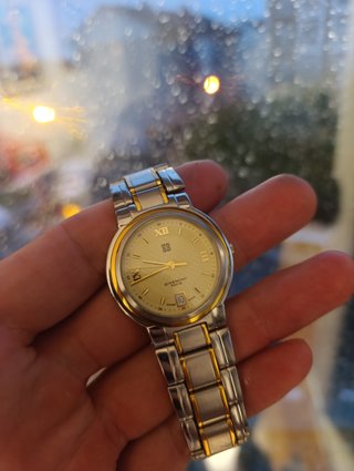 Reloj Givenchy con Certificado