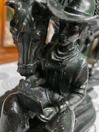 Figura bronce jinete y caballo antigua firmada
