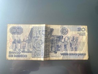 Billetes antiguos México y Venezuela