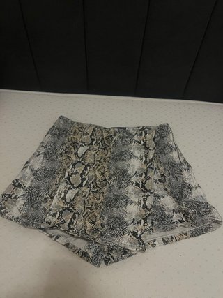 Calções Stradivarius com Padrão