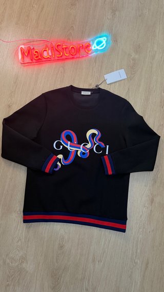 Sudadera Gucci Negra con Serpiente