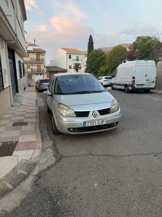 Renault Grand Scenic 2004