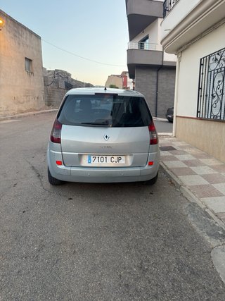 Renault Grand Scenic 2004