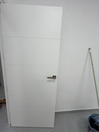 Pack de 4 Puertas Blanca con Marco y Premarco