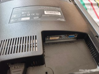 Monitor LG LED Negro