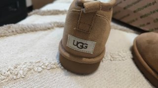 Botas UGG Piel Borrego Beige/Marró