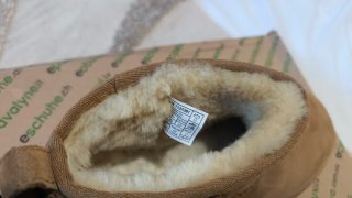 Botas UGG Piel Borrego Beige/Marró