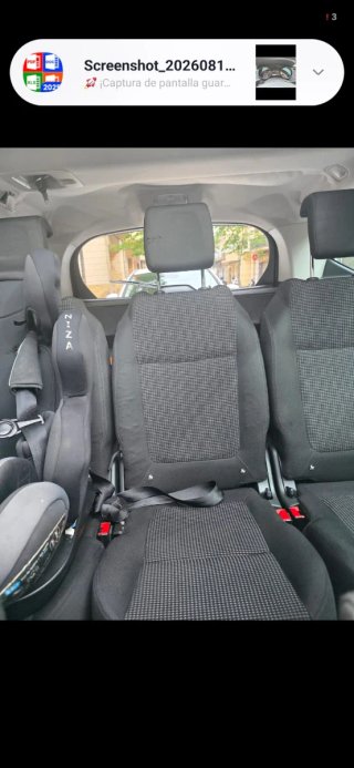 Peugeot 5008 2013