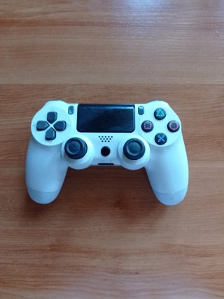 Consola PS4 Slim + Mando + Teclado + Ratón