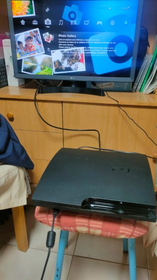 PS3 Slim 160GB CON CAJA ORIGINAL IDEAL COLECCION