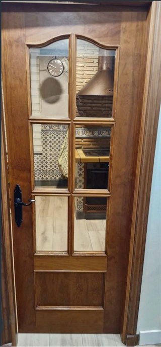Puertas madera maciza rústica con cristal