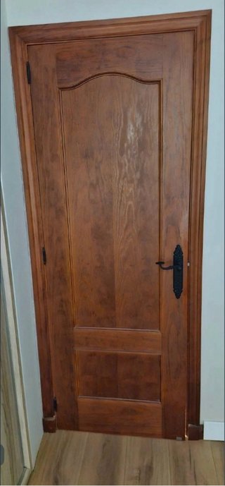 Puertas madera maciza rústica con cristal