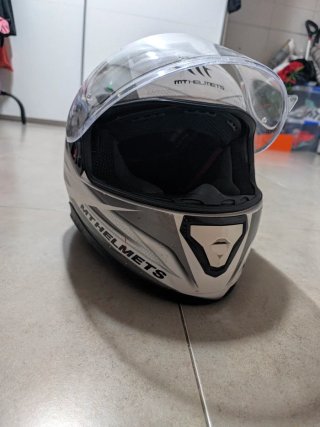 Casco MT Helmets