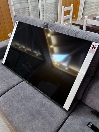 TV Samsung QLED Q80A 50' Nova + suporte para TV