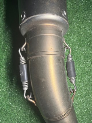 Tubo de Escape Akrapovic para Yamaha MT-03 / R3