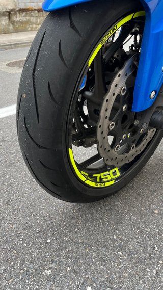 Suzuki GSX-S750 114cv
