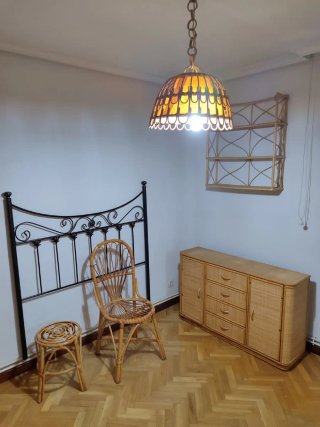 Muebles dormitorio bambú y mimbre