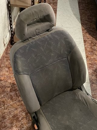 Asiento piloto Nissan Terrano 2