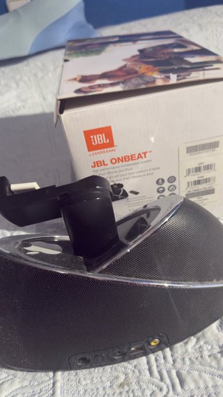 Altavoz JBL On Beat by Harman Kardon